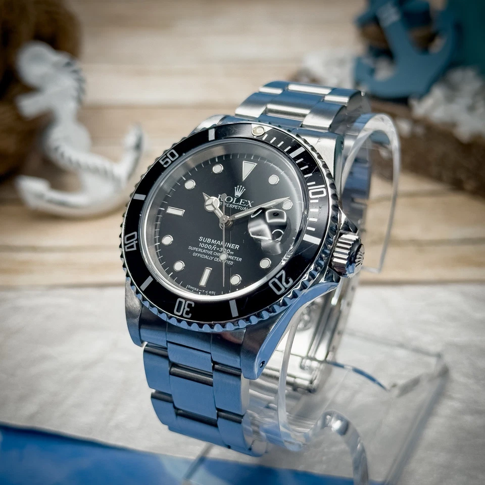 Rolex Submariner 16610  40mm W serial 1995 - Image 2 of 4