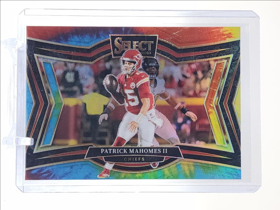 PATRICK MAHOMES II 2024 SELECT FIELD LEVEL TIE-DYE PRIZM /25 Q3549