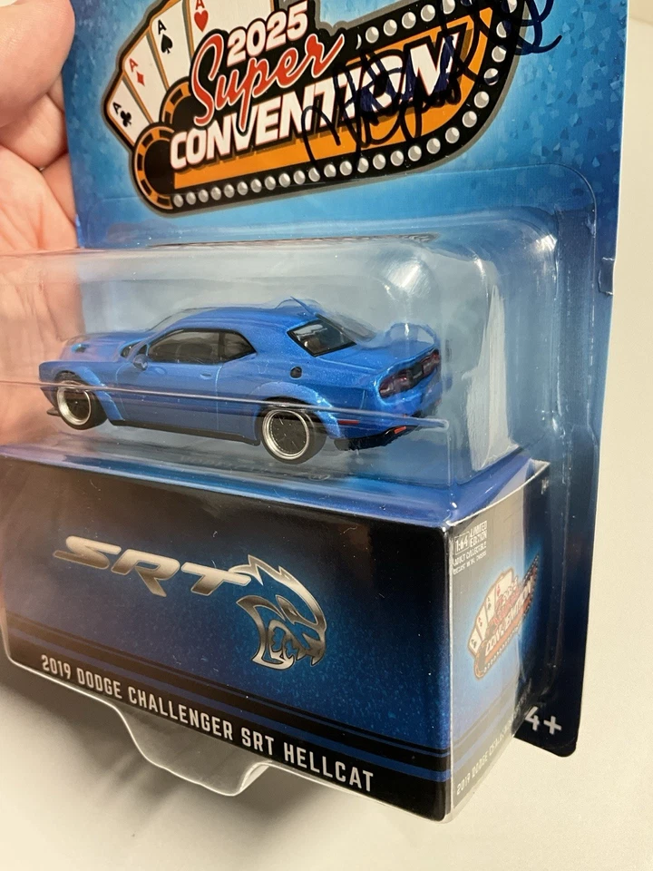 Dodge Challenger SRT Hellcat IXO 2019 exclusivo diecast Supercon escala 1/64 25’ Foto 3 de 4