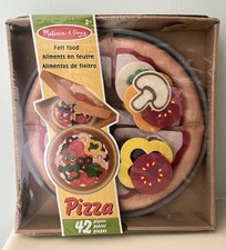 Melissa Doug Felt Food Pizza Set Pretend Play Kitchen Food for Ages 2 NEW
