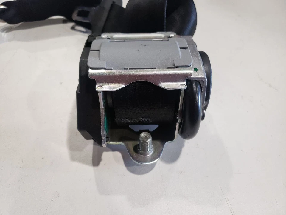 Retractor cinturón seguridad trasero derecho - Audi A4 B8 Premium S-Line 2011 - OEM 8T0857805 Foto 3 de 4