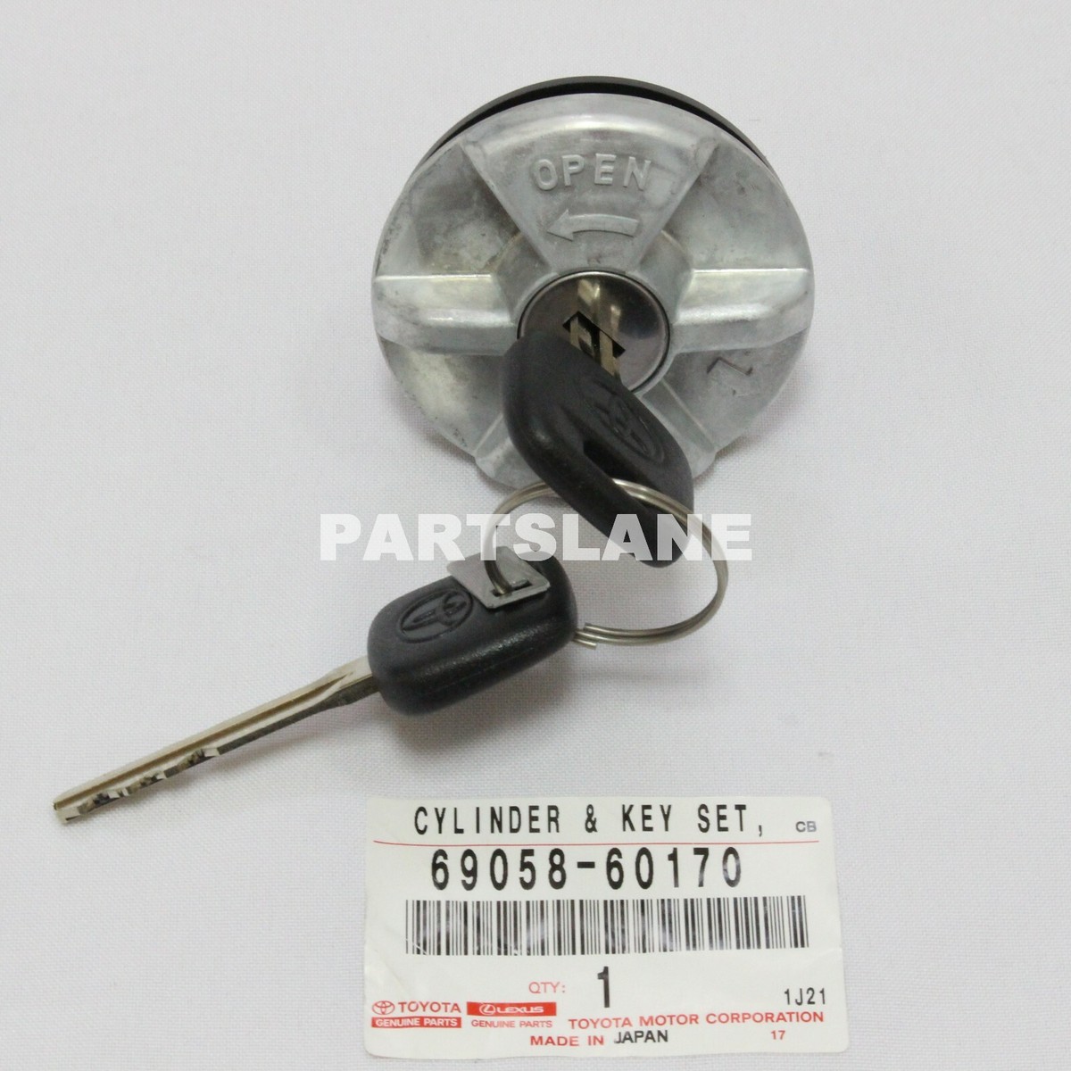 Toyota Land Cruiser GRJ79 HZJ79 VDJ79 OEM Fuel Lid Cylinder