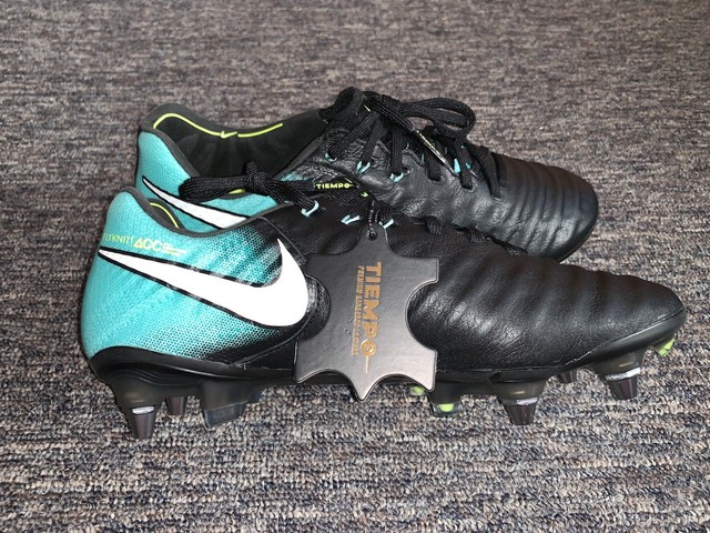 women's tiempo soccer cleats