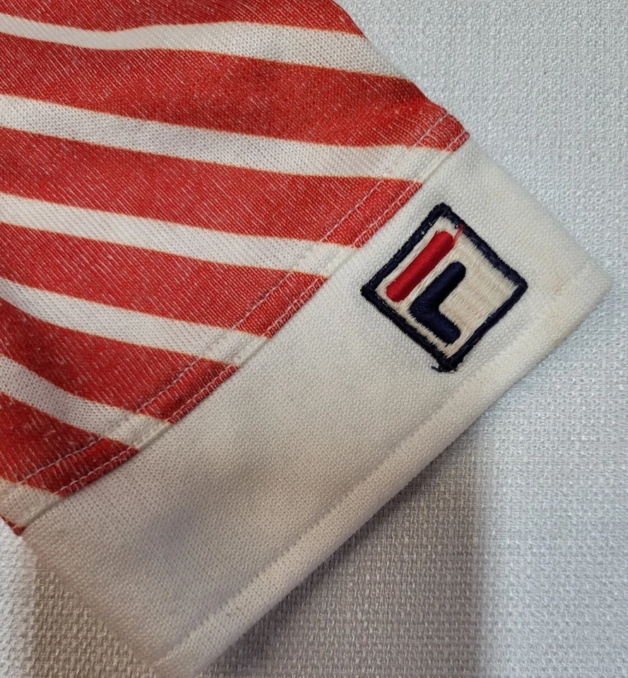 Винтажное поло Fila в красную полоску с белой линией сделано в Италии редкие металлические защелки трудно найти! - Изображение 2 из 4