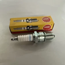 NGK Spark Plug 3923 / BPR8ES