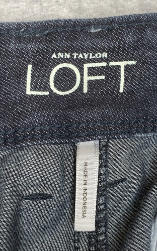 Ann Taylor Loft Jean Shorts Womens Size 6 Low-Rise Dark Blue Chino - Picture 5 of 6