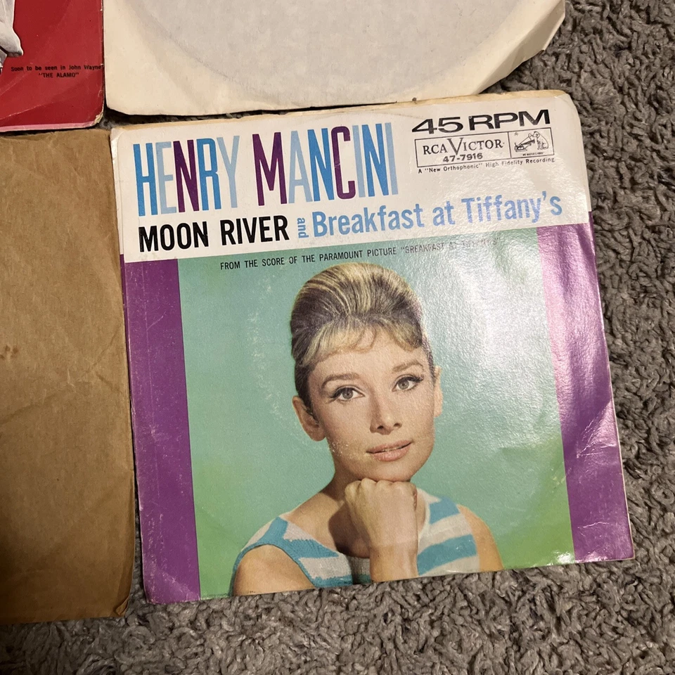 Lot of 15 7" 45 RPM Vinyl Records Pop Music Ella Fitzgerald Dirty Dancing - Image 2 of 4