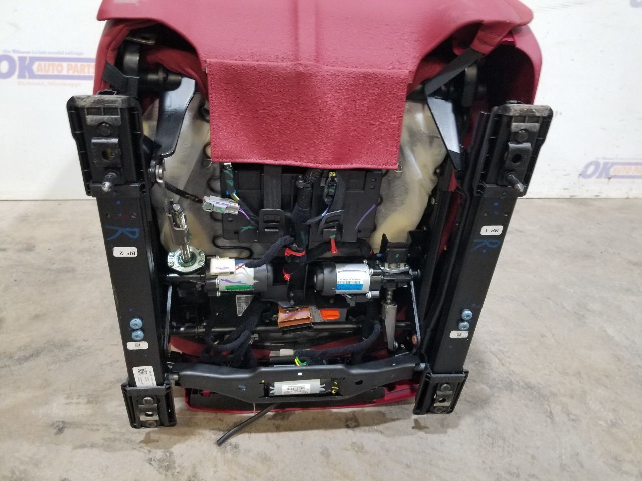 22 2022 MASERATI LEVANTE SEAT ASSEMBLY FRONT RIGHT PASSENGER RED BLACK 