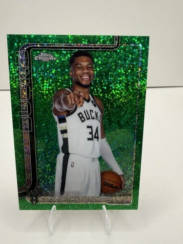Giannis Antetokounmpo - 2025-2026 Topps Chrome Image Variation (IV) Green /99