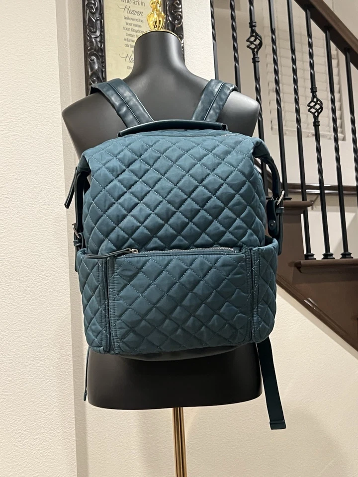 Tommy Bahama Verde azulado increíble mochila acolchada con bolsillos con cremallera para computadora portátil Foto 2 de 4