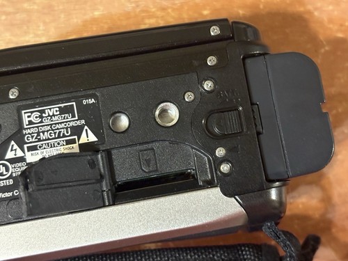 JVC Everio GZ-MG77U 30GB HDD Camcorder w/Battery - UNTESTED - Picture 6 of 13
