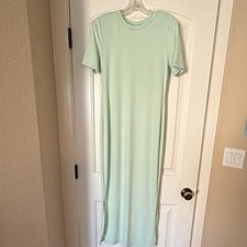 Women’s Mint Green Solid Crew Neck Short Sleeve Maxi Dress Side Slit Size S
