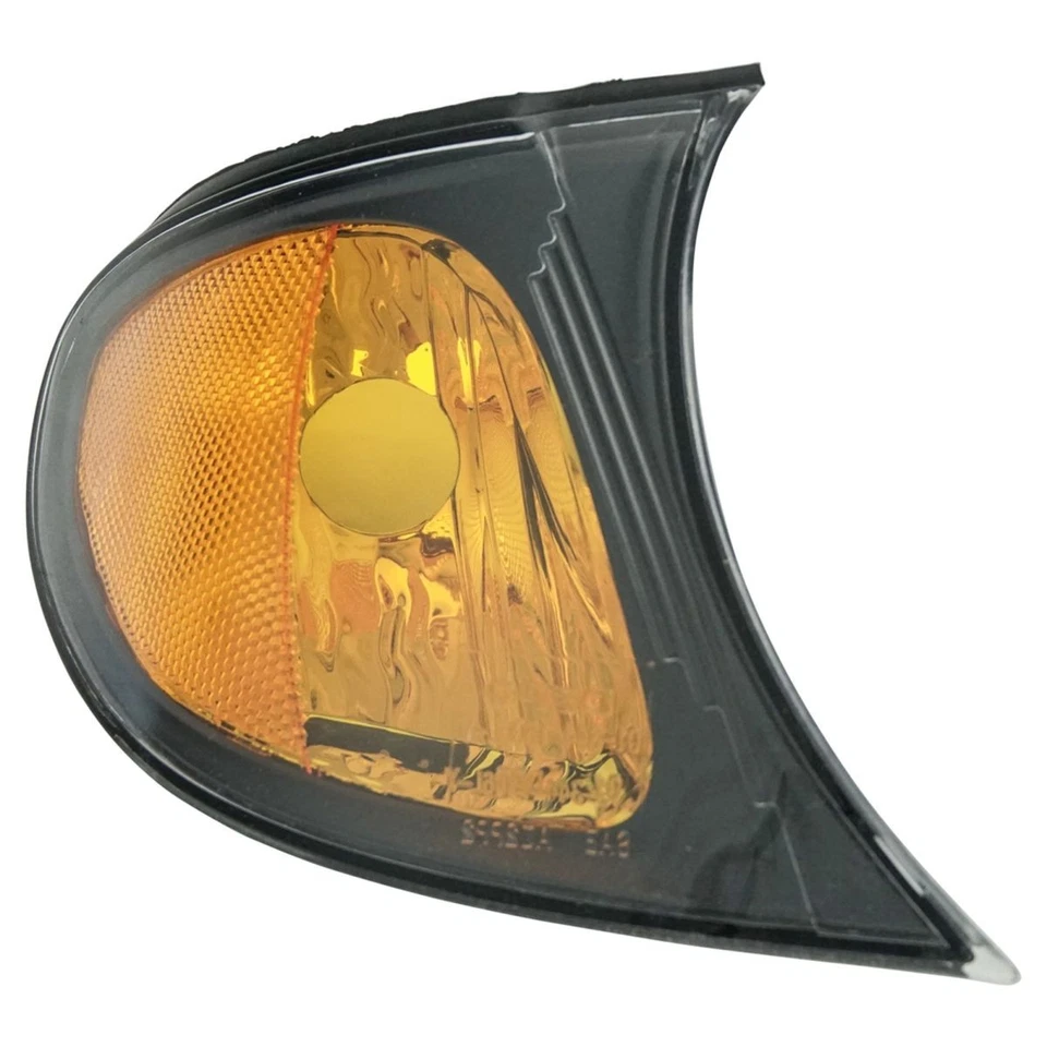 Right Corner Light Amber Passenger Side Fits 2002-2005 BMW 325i 325xi 330i 330xi - Image 4 of 4