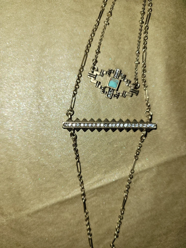 CONJUNTO Collar y Pulsera Convertible Chloe + Isabel Turquesa, + Anillo Talla 8 Foto 2 de 4