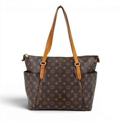 LOUIS VUITTON Totally MM Monogram Canvas Brown Zip Shoulder Tote Bag M56689