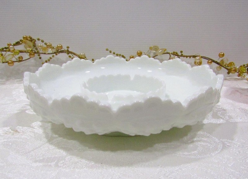 Fenton White Hobnail Chip & Dip Dish