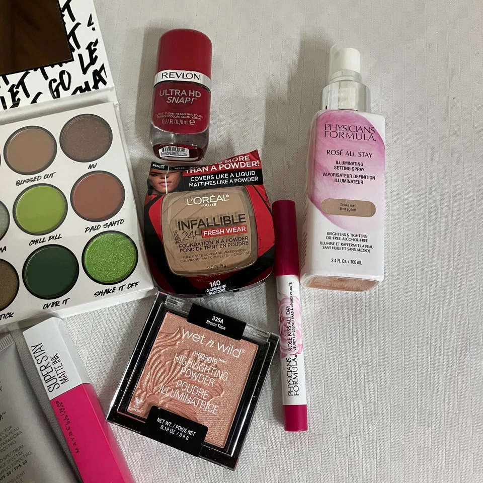 10-Piece Makeup Kit: Revlon, L'Oréal, Maybelline, Ardell, Wet n Wild, BB Cream - Image 3 of 3