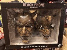 Trick or Treat Studios The Black Phone Deluxe Grabber Mask