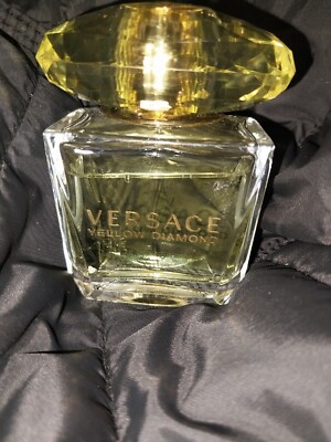 VERSACE YELLOW DIAMOND EDT SPRAY 1.0 OZ FOR WOMEN-NEW IN BOX. 