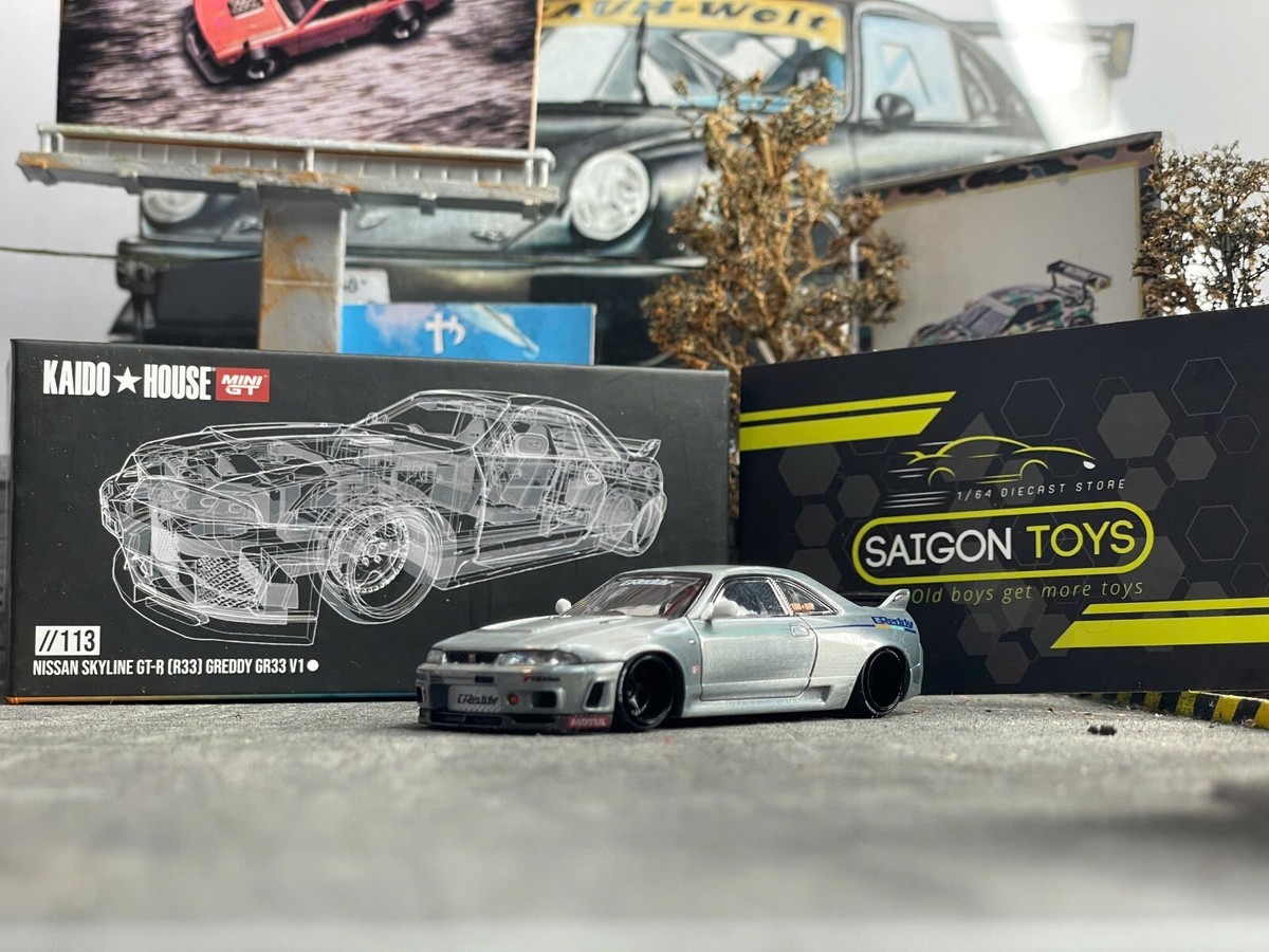 Chase Kaido House x Mini GT Nissan Skyline GT-R (R33) Greddy