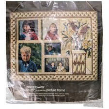 Bucilla Cross Stitch Kit Dried Flowers Picture Frame 12x15 4178 Vintage 90s