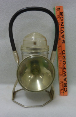 DORCO PORTABLE ECOLITE LANTERN FLASHLIGHT CAT.NO# 200 STURGEON BAY WIS.