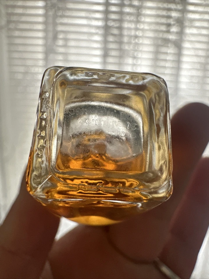 Yves Rocher YRIA eau de Parfum 1.0oz 30 Mls Vintage Discontinued Rare No Cap - Image 2 of 4