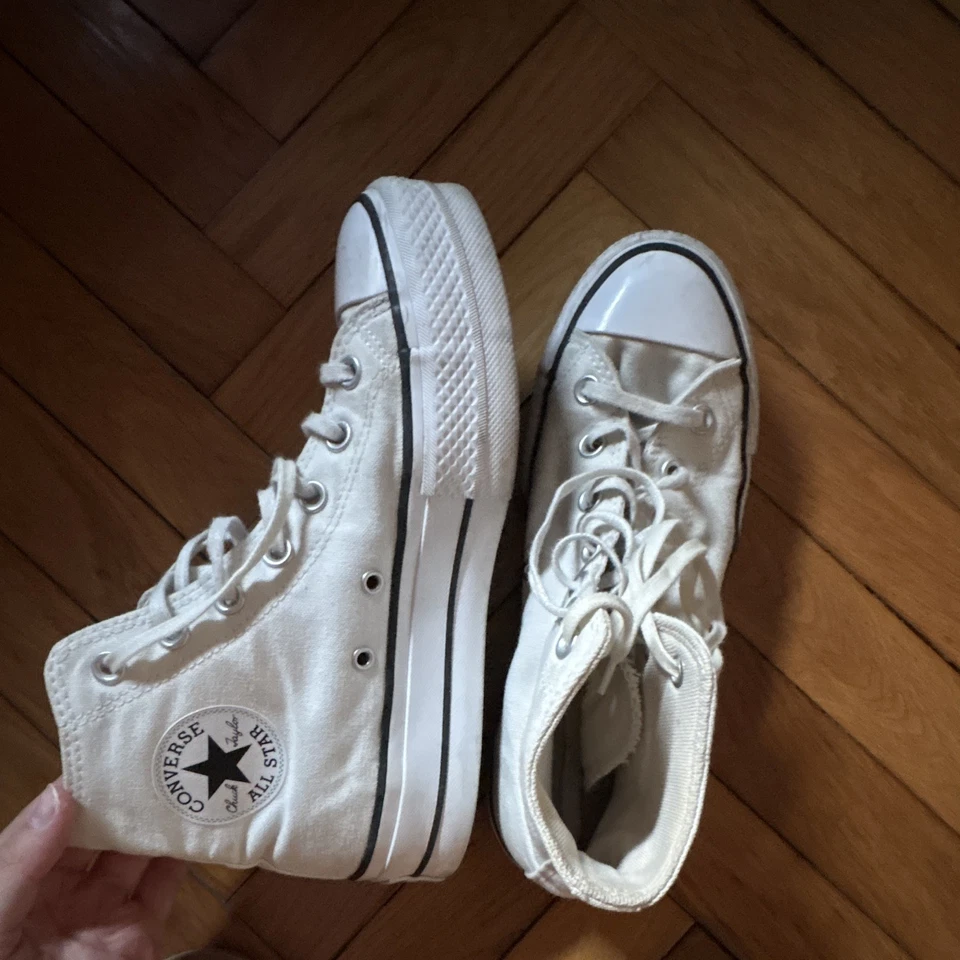 Converse Chuck Taylor All Star Hi Platform, foto 1 di 4