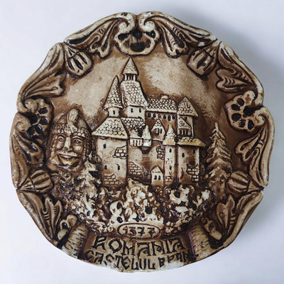 Vintage Romania Bran Castle 3D Wall Plate Dracula Transylvania Ceramic Souvenir