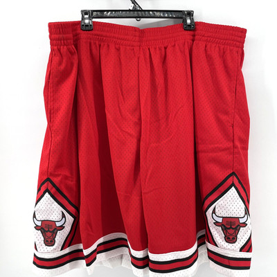 Chicago Bulls Shorts Mens 4XL Red Mitchell & Ness Hardwood Classics NWT