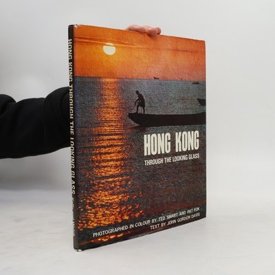 Hong Kong. Through the Looking Glass  |  kolektiv