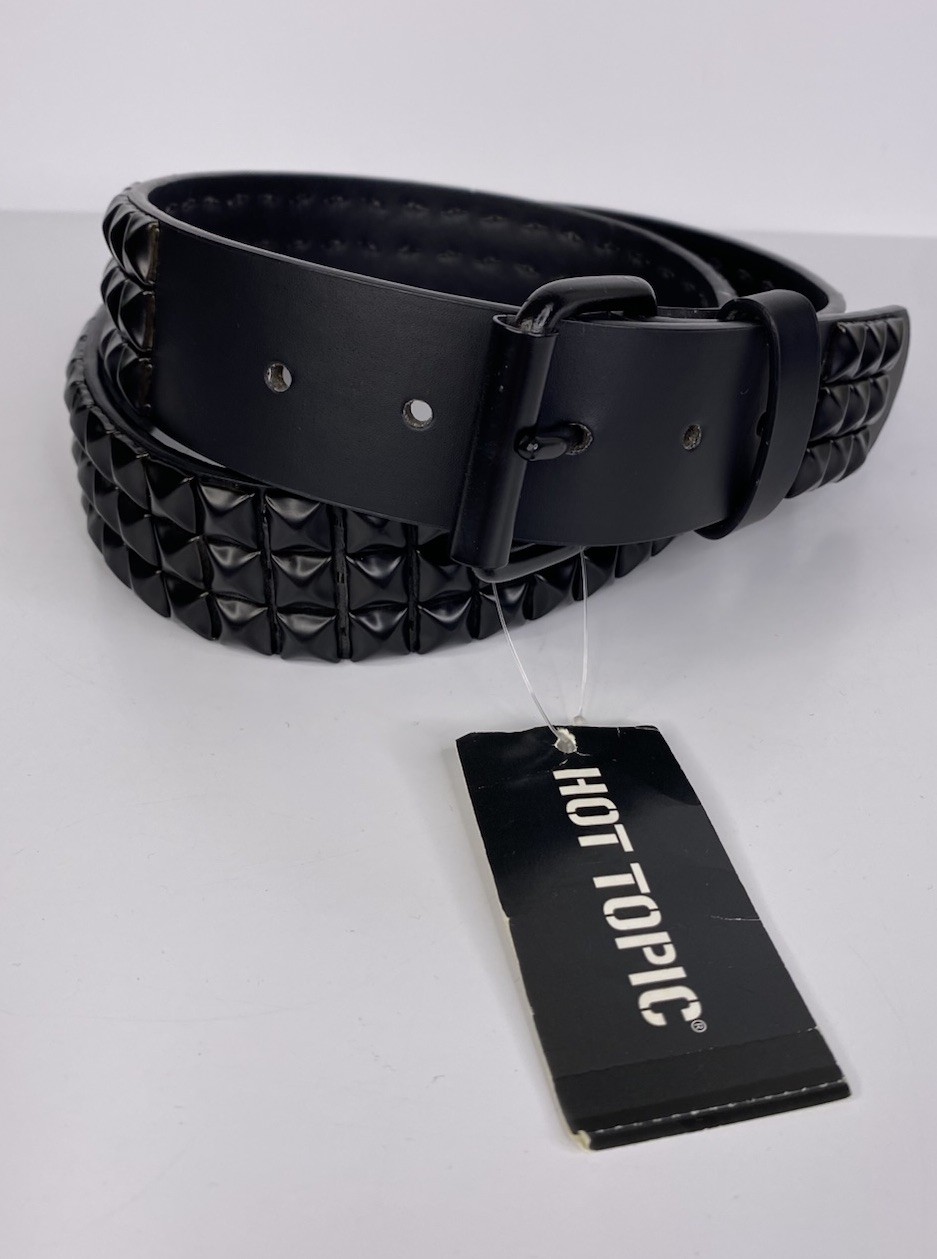 Hot Topic Black Out Pyramid Stud Belt Men's XL Leather Three Row Punk Goth 40-42