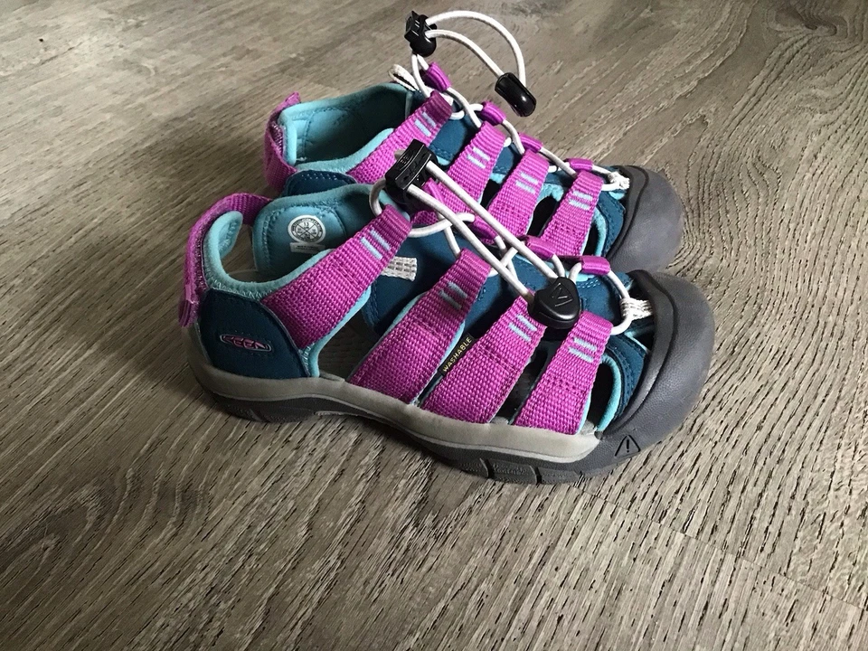 Sandálias Keen Youth tamanho 13 Newport Boundless 1028784 meninas roxas slip on FZP038 - Imagem 2 de 4