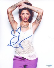 Christina Perri "Lovestrong" Singer AUTOGRAPH Signed Autographed 8x10 Photo ACOA Christina Perri "Lovestrong" Singer AUTOGRAPH Signed Autographed 8x10 Photo ACOA