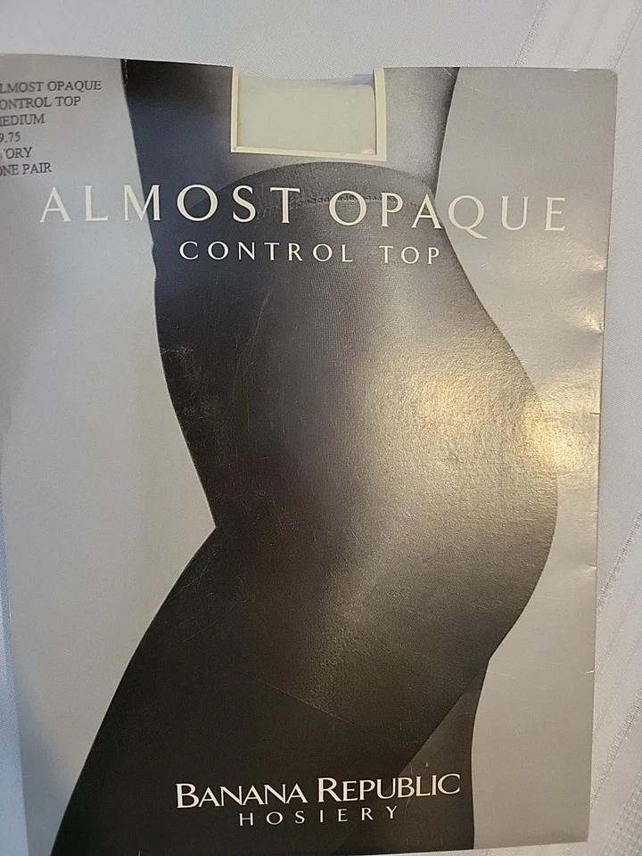 Pantimedias Banana Republic talla mediana control casi opacas marfil nuevas Foto 2 de 4