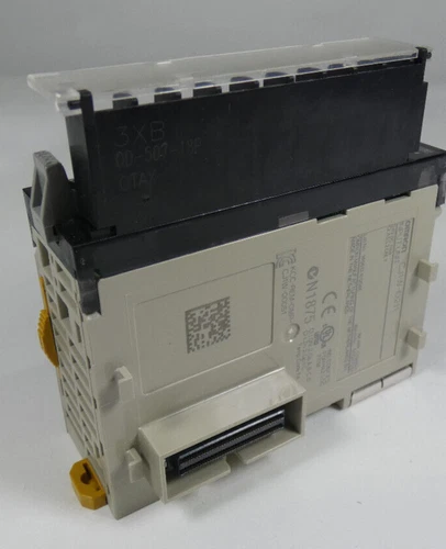 OMRON CJ1W-ID211 Output Unit / PLC Expansion Module / Output Unit | 24V DC
