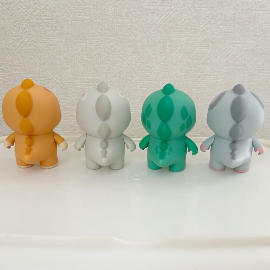 【新品】美品ビゴライブ、BIGOライブWitch Dinoトーイぬいぐるみ・レア s-l1200.jpg