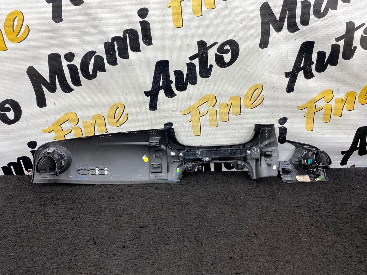 12-15 FIAT 500 ABARTH DASHBOARD BEZEL & AC VENT WITH HAZARD SWITCH