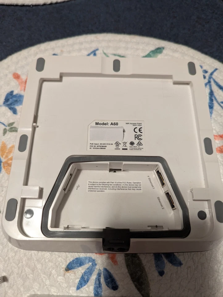 Open Mesh A60 (OMA60) 867Mbps 2-Ports Dual-Band Wireless Access Point - Image 2 of 2