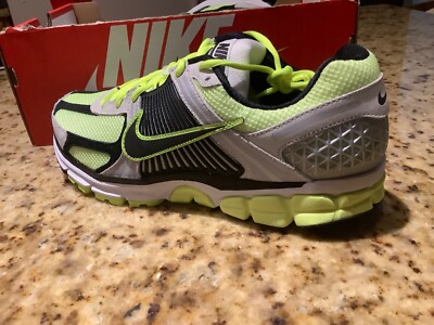 Fresh!!  Nike Air Zoom Vomero 5 Life Lime size 10