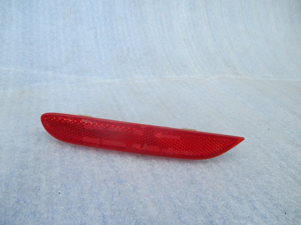 Nissan Pathfinder 2013-2016 trasero lado izquierdo parachoques reflector OEM usado Foto 2 de 4