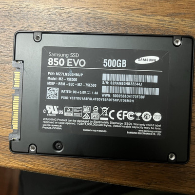 Samsung 850 EVO 500GB 2.5'' SATA III Internal SSD Lot MZ7LN500HMJP Black