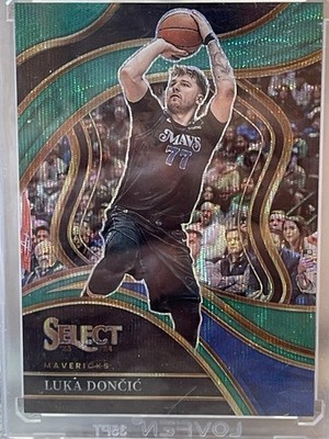 2023-24 Panini Select - Courtside Luka Dončić #251 Green Wave Prizm /50