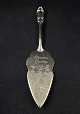 Vintage Christmas Greetings Holidays Silverplated Pastry Cake Pie Server