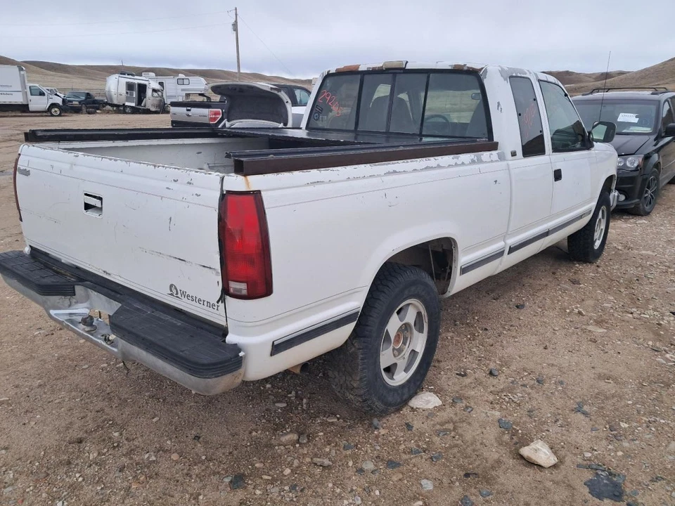 Engine 8-350 5.7L Gasoline VIN K 8th Digit Fits 87-96 CHEVROLET 30 VAN 1535939 - Image 4 of 4