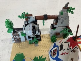 LEGO Western: Indians Boulder Cliff Canyon 6748 Near Complete with Instructions 