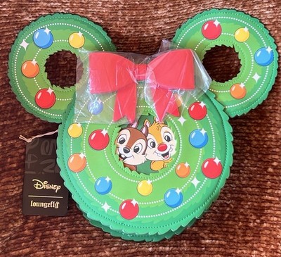 Loungefly Chip and Dale Figural Christmas Wreath Crossbody Bag (NEW WITH TAG)