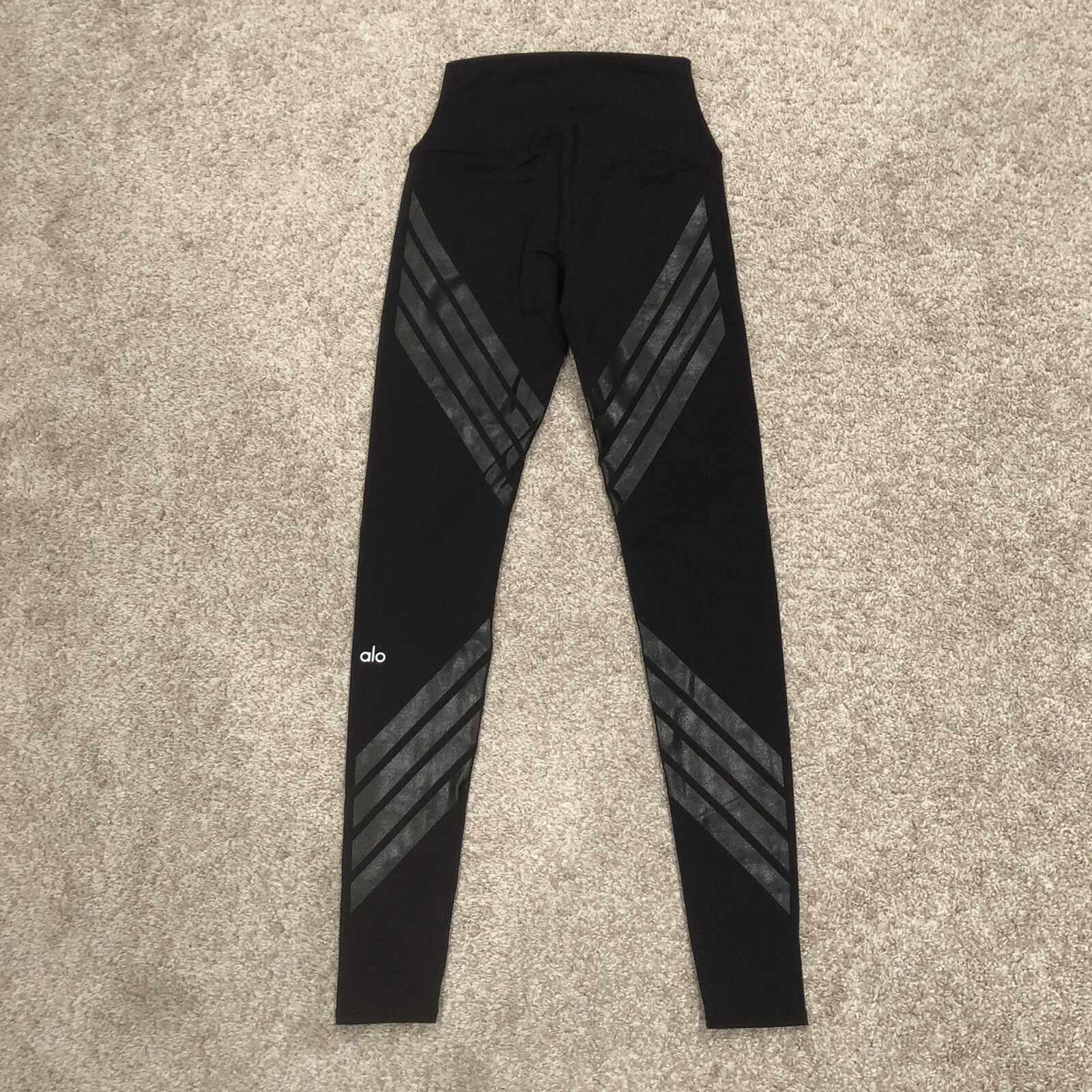 alo-yoga stripe detail activewear leggings
