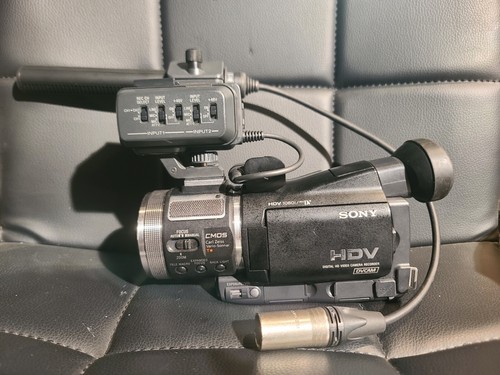 Sony HVR-A1J Camcorder with XLR Inputs and batteries - Picture 7 of 11