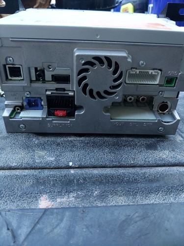 Pioneer AVIC-Z130BT Navigation DVD Receiver - Picture 3 of 8